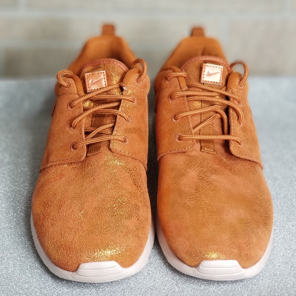 Nike Roshe One - Picture 4 of 7